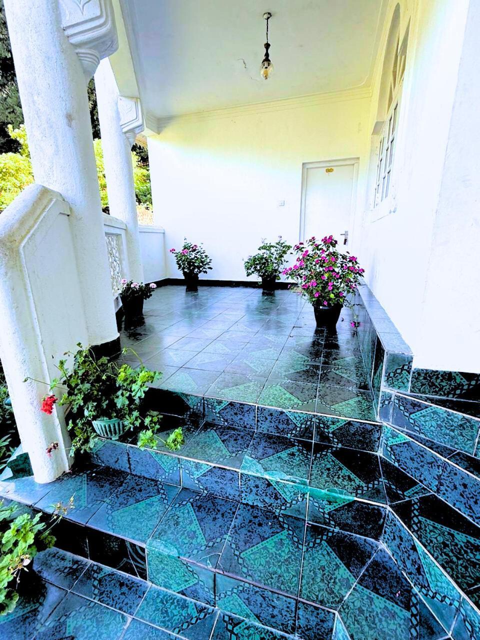 Notre Dame D'Arcadia Otel Nuwara Eliya Dış mekan fotoğraf